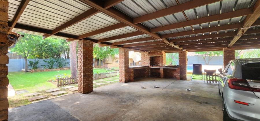 4 Bedroom Property for Sale in Doringkruin North West